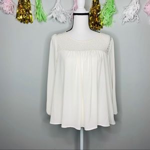 Gap • Lace Detail Optic White Blouse Size Medium